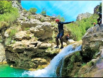 viajes fin de curso granada con actividades agua y nauticas